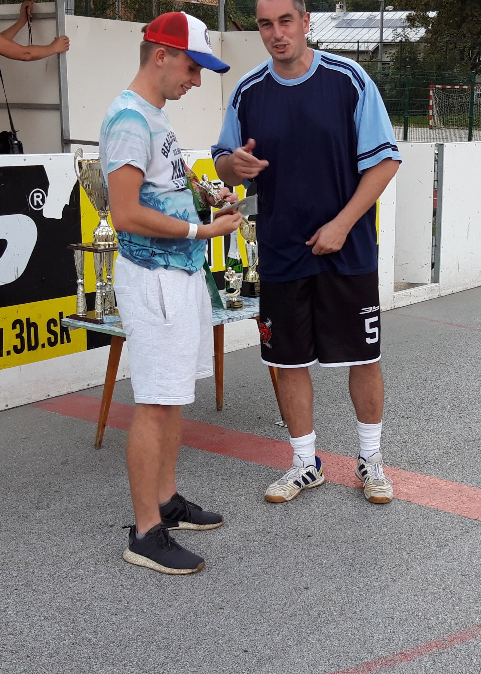 69780538_2324053784478478_3442217031326236672_n